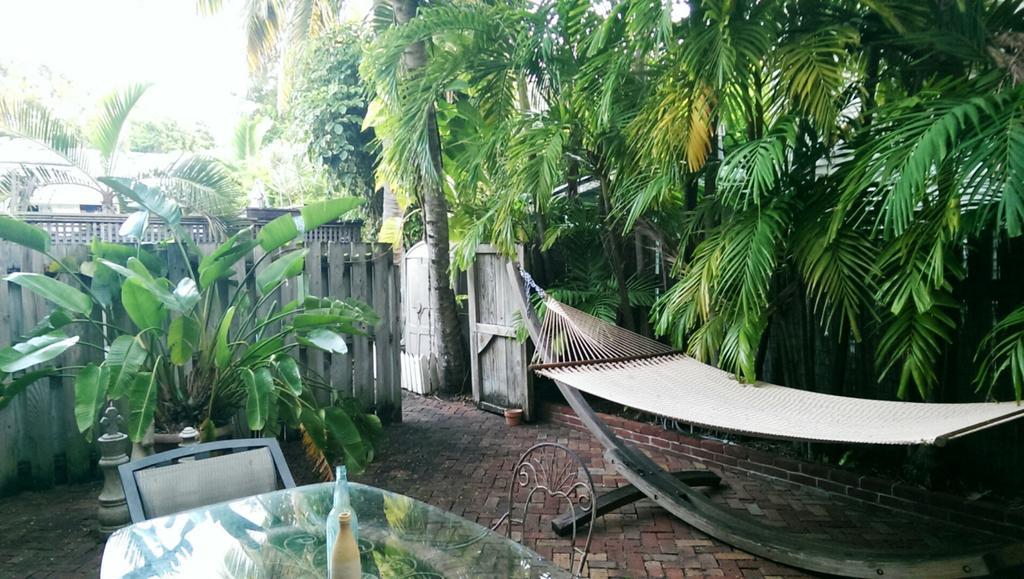 Frances Street Bottle Inn Key West Kültér fotó